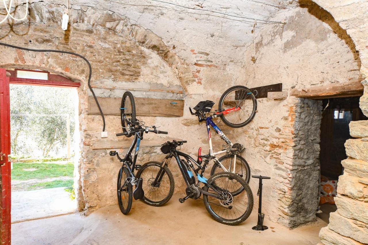 Antica Casa Del Canto Iara - Private Parking Calice Ligure Экстерьер фото